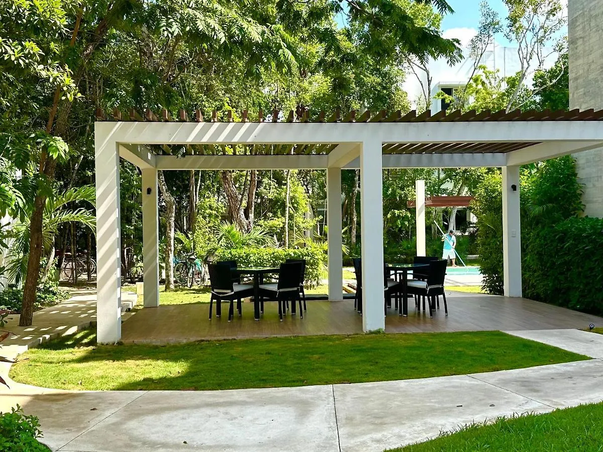 Cozy Stay In Tulum - Aldea Zama - 2 Pools, Gym & Palapa 0*,  Mexico